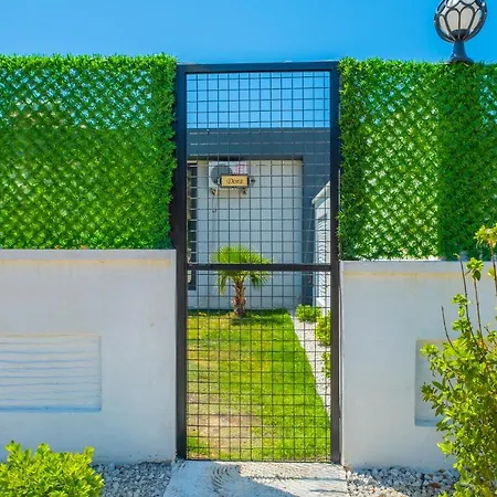 빌라 4 Kisilik Ozel Havuzlu Ve Bahceli Villa, Mugla - Awz216 *